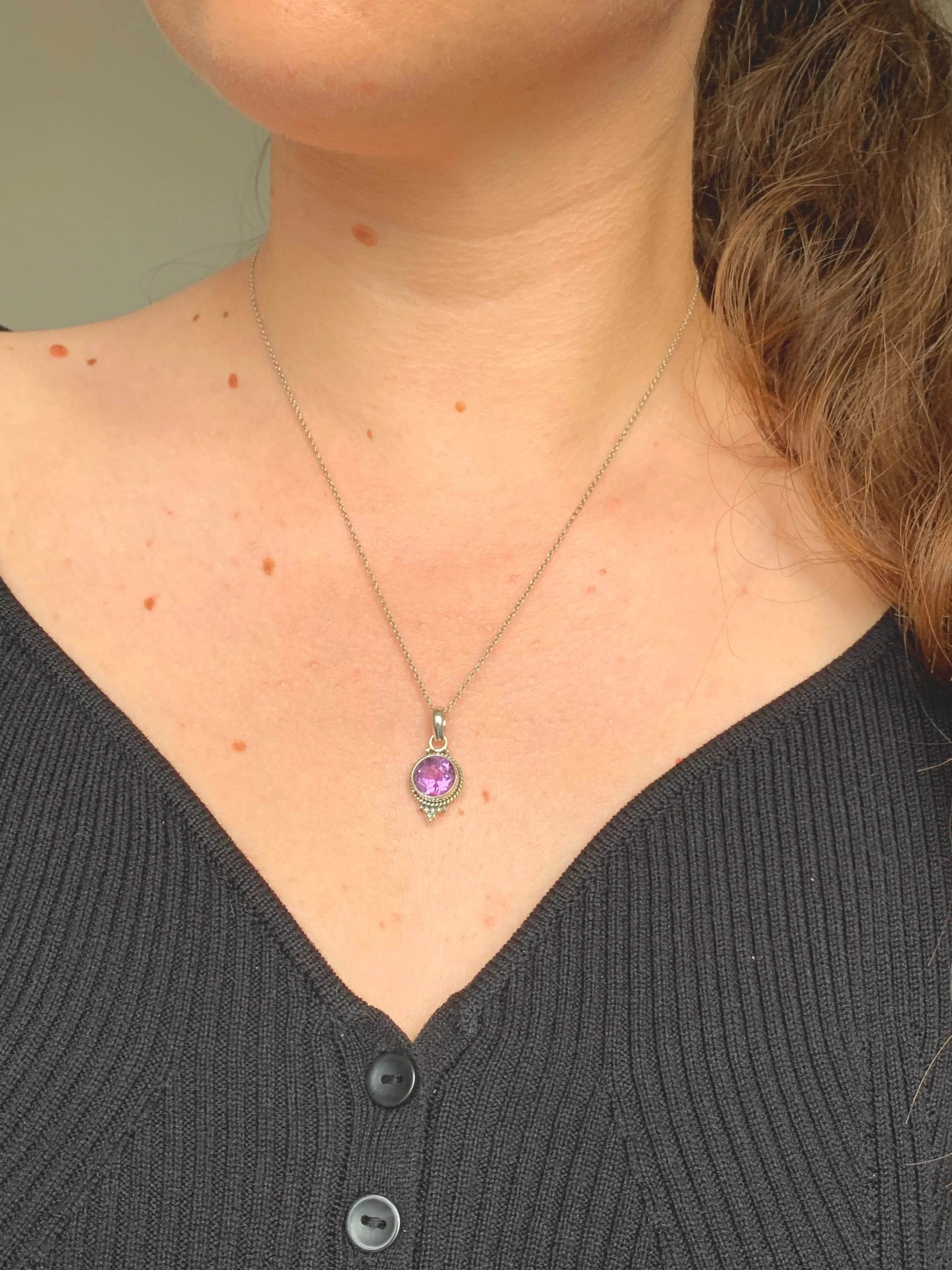 Amethyst Cassia Dot Pendant - Faceted