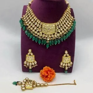 Kundan Square Motif Broad Necklace Set