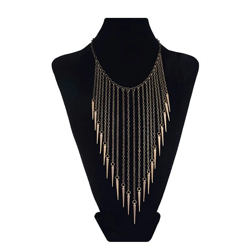 New Collares Jewelry European Style Vintage Trench Fashion Necklaces Rivet Long Tassel Punk Accessories