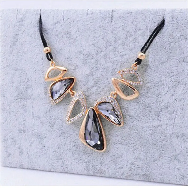 New Statement Choker Vintage Charms Geometric Women Collar Rhinestone Crystal Gem Necklaces&Pendants Fine Jewelry