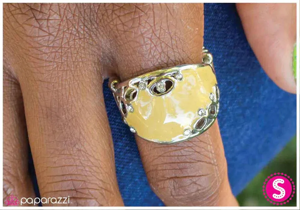 Paparazzi Ring ~ Good Vibrations - Yellow