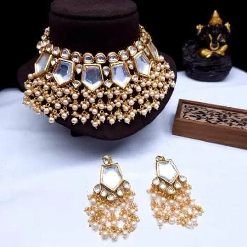 Pentagon Big Kundan Necklace And Earring Set