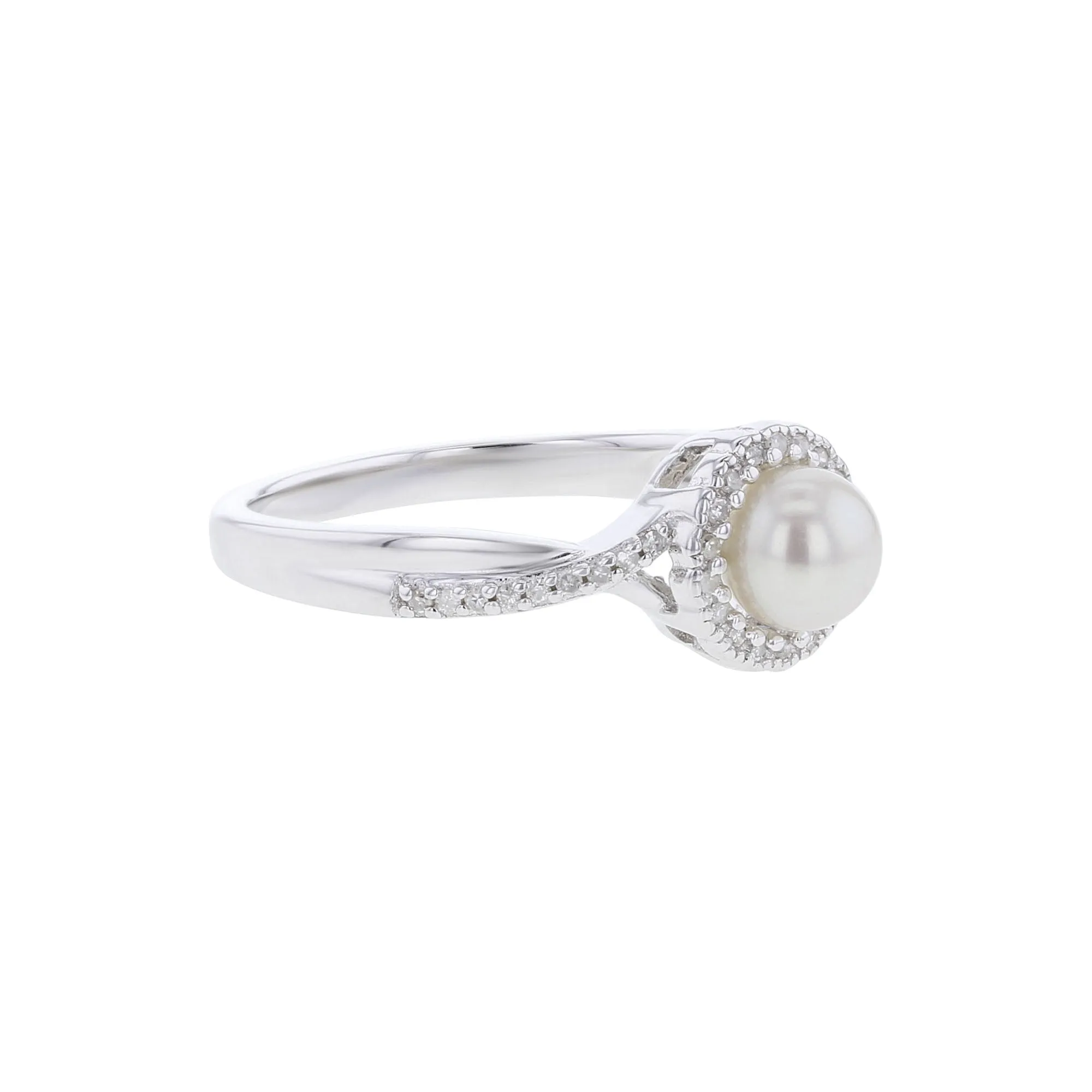 Silver Sweet Treat Pearl & Diamond Ring