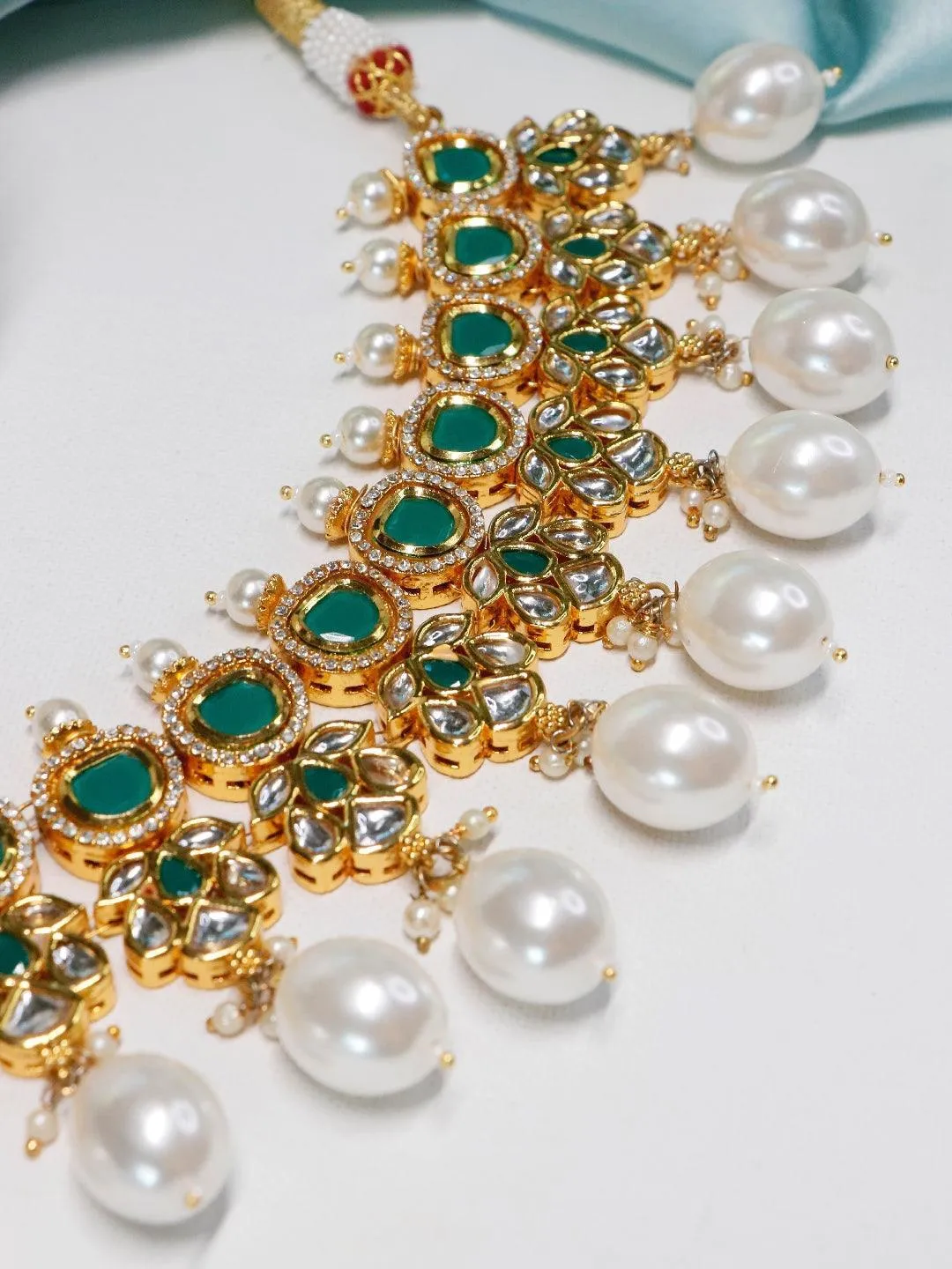 Stephanie Timmins In Ad Kundan Drop Pearls Necklace Set