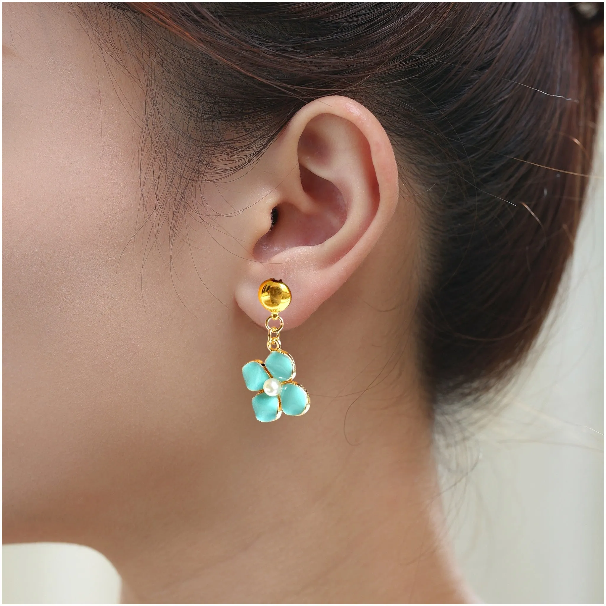 TI-GO Forget-Me-Not Earrings