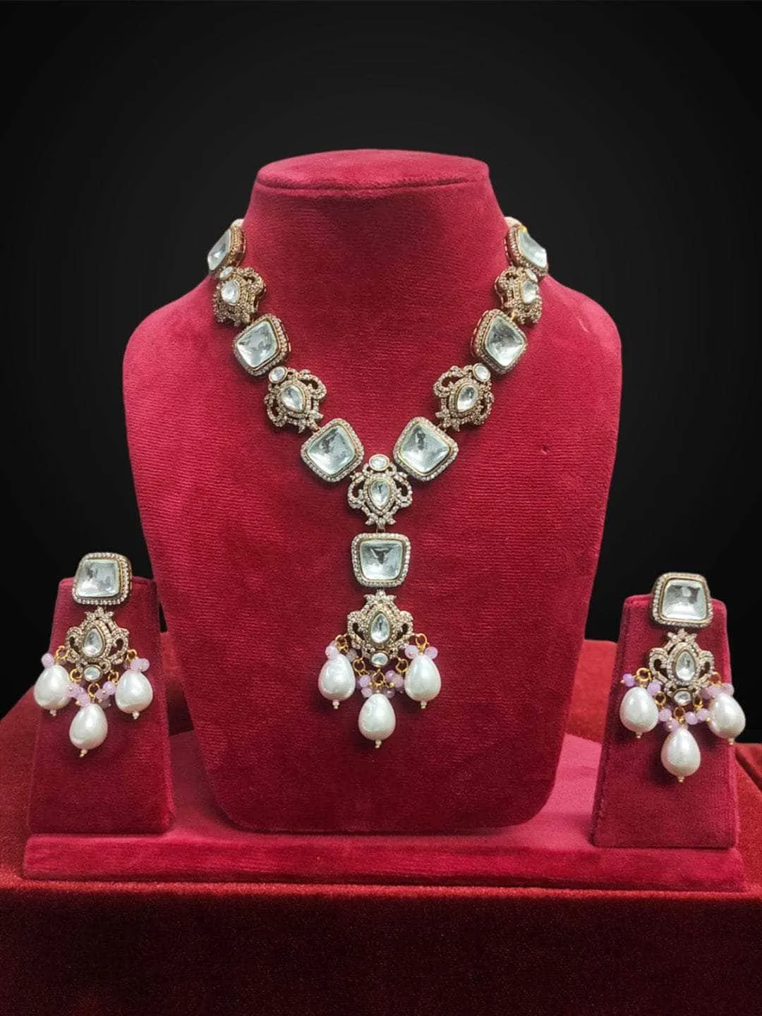 V Shaped Victorian Kundan Necklace Set