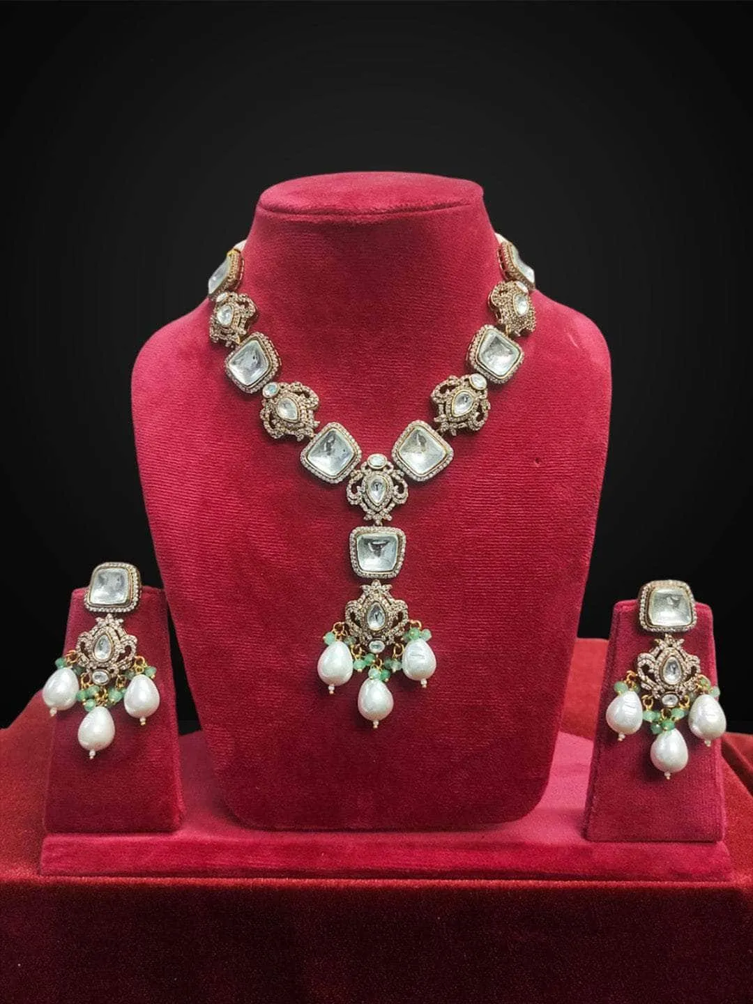 V Shaped Victorian Kundan Necklace Set