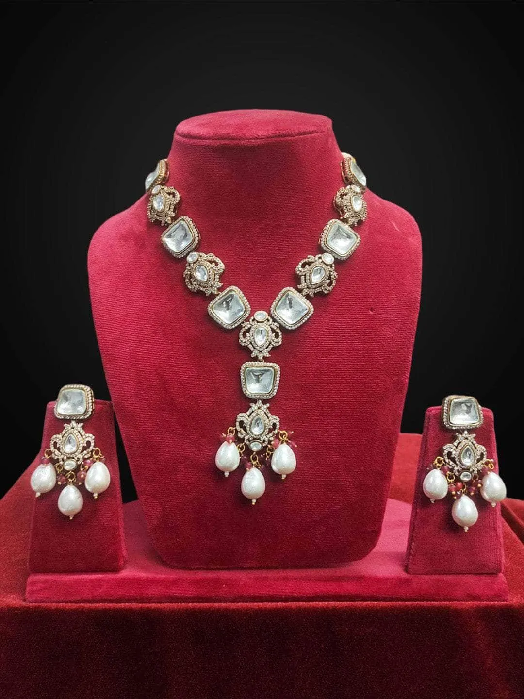 V Shaped Victorian Kundan Necklace Set