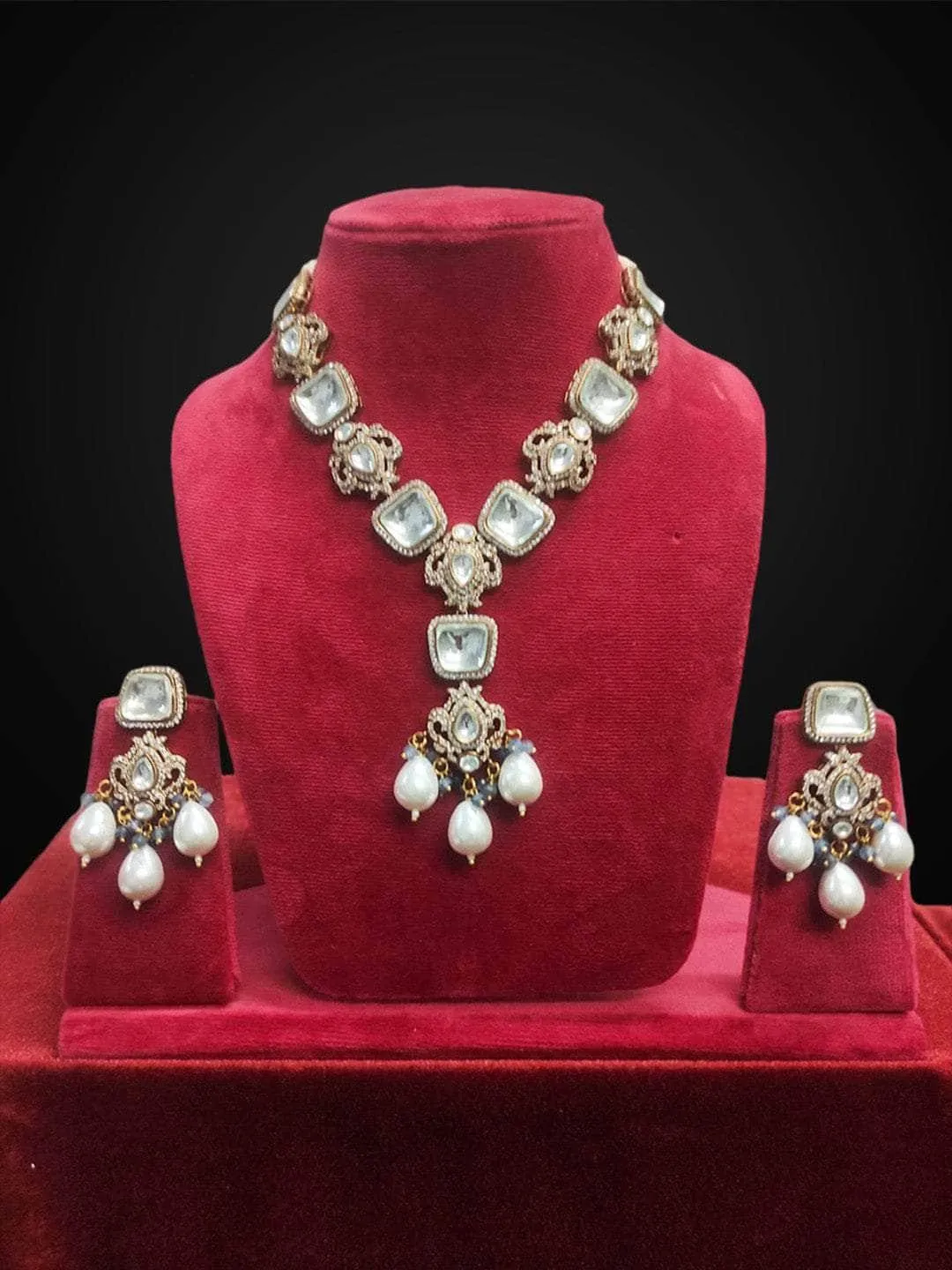 V Shaped Victorian Kundan Necklace Set