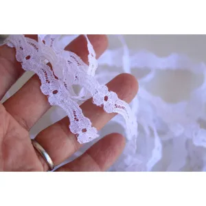 Vintage White Lace Floral Trim 7/16" Wide, 4 Yards